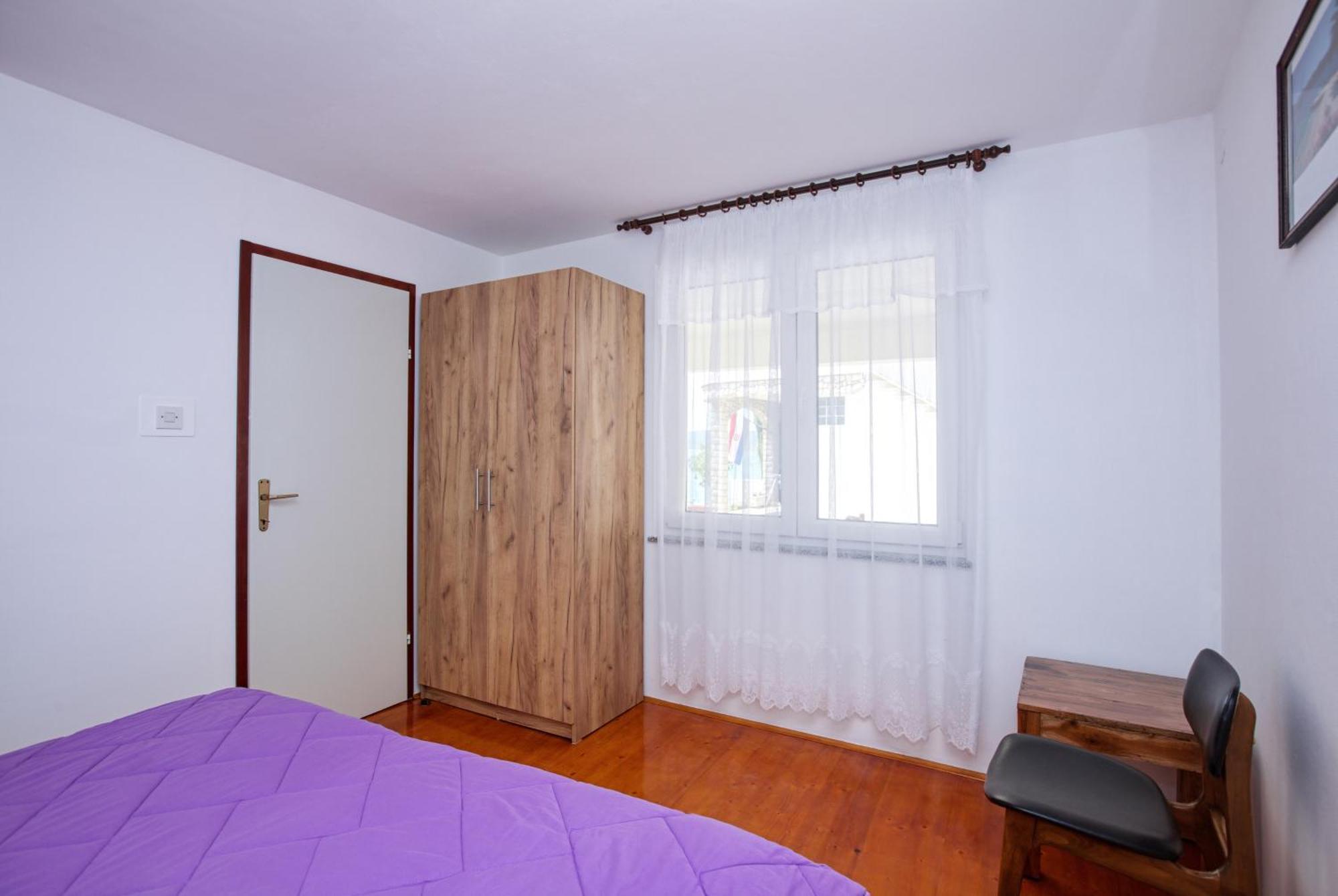 Family Friendly Seaside Apartments Brodarica, Sibenik - 4833 Brodarica  Chambre photo