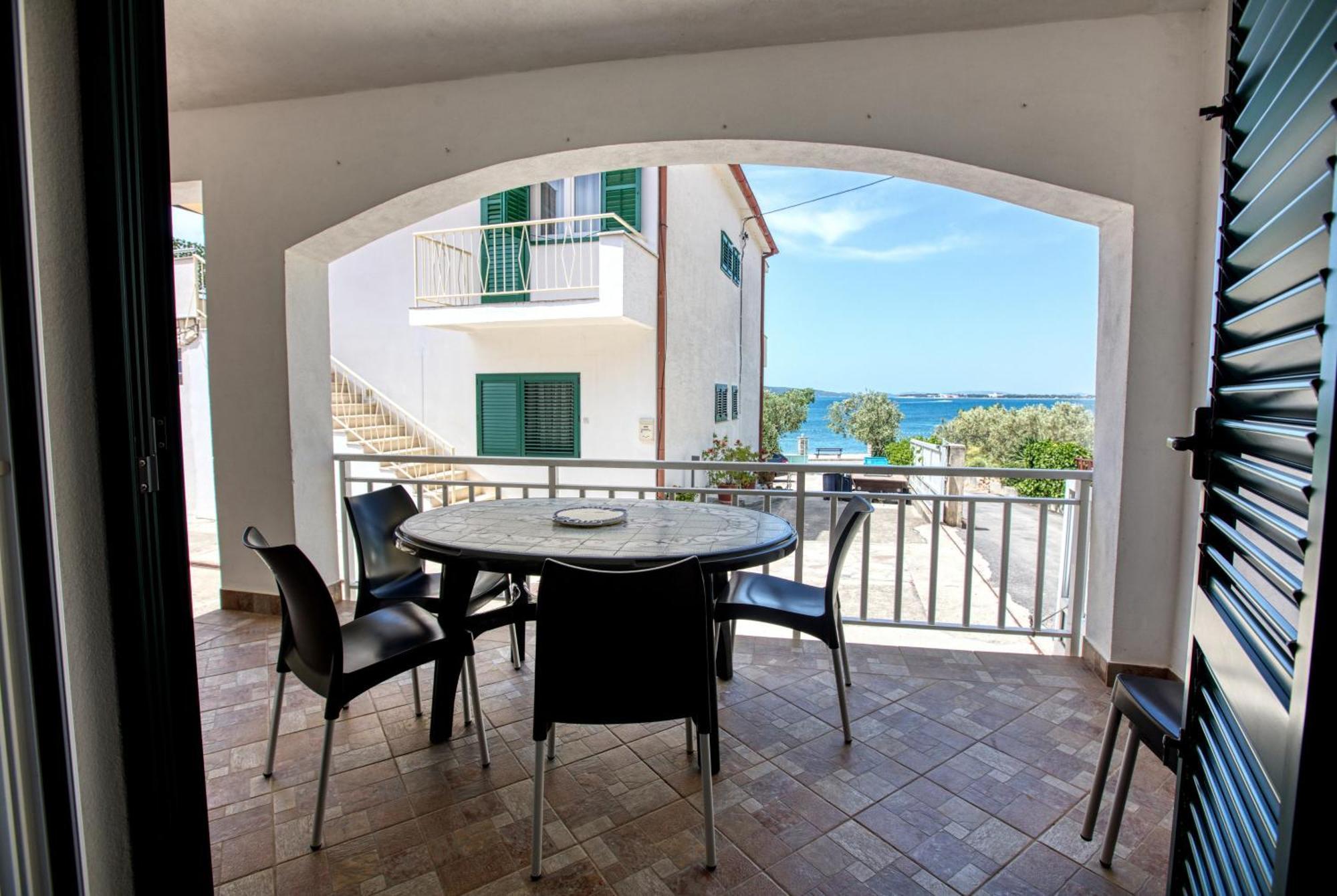 Family Friendly Seaside Apartments Brodarica, Sibenik - 4833 Brodarica  Extérieur photo