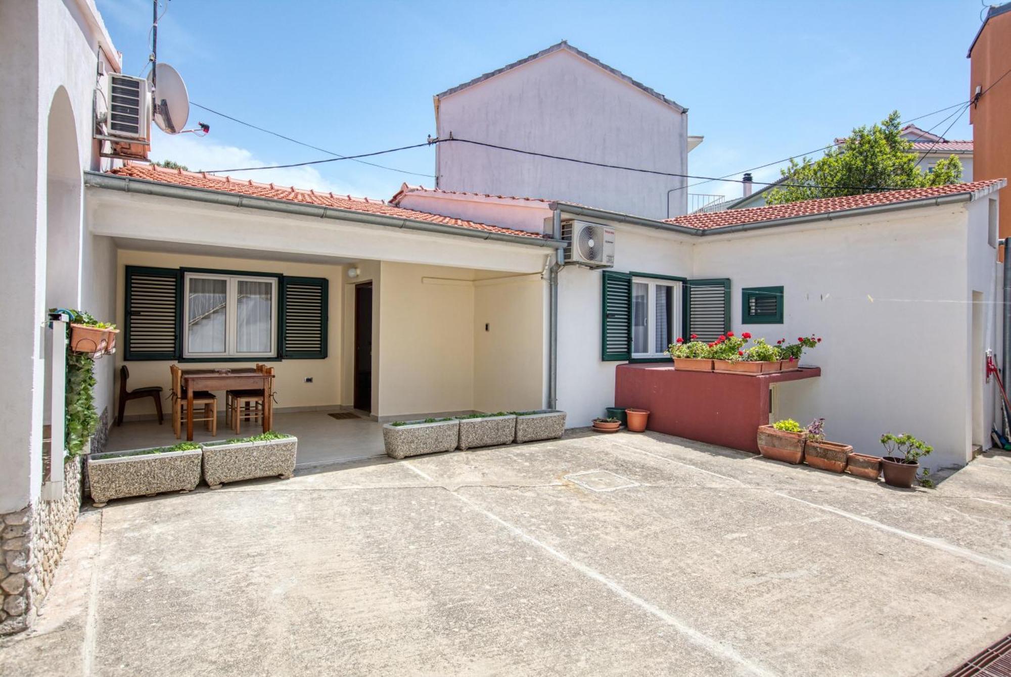 Family Friendly Seaside Apartments Brodarica, Sibenik - 4833 Brodarica  Extérieur photo